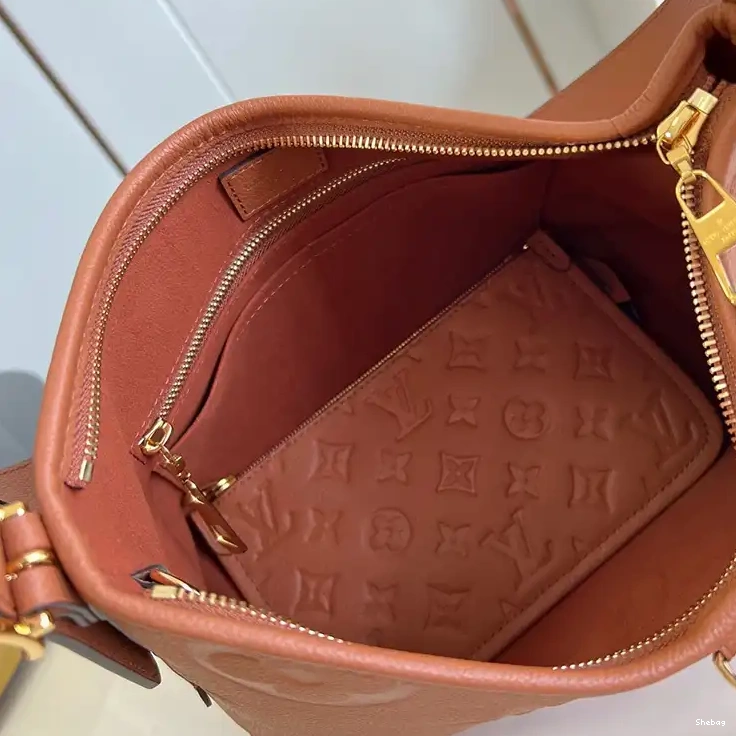 Bags LV 2408YA0132 0513
